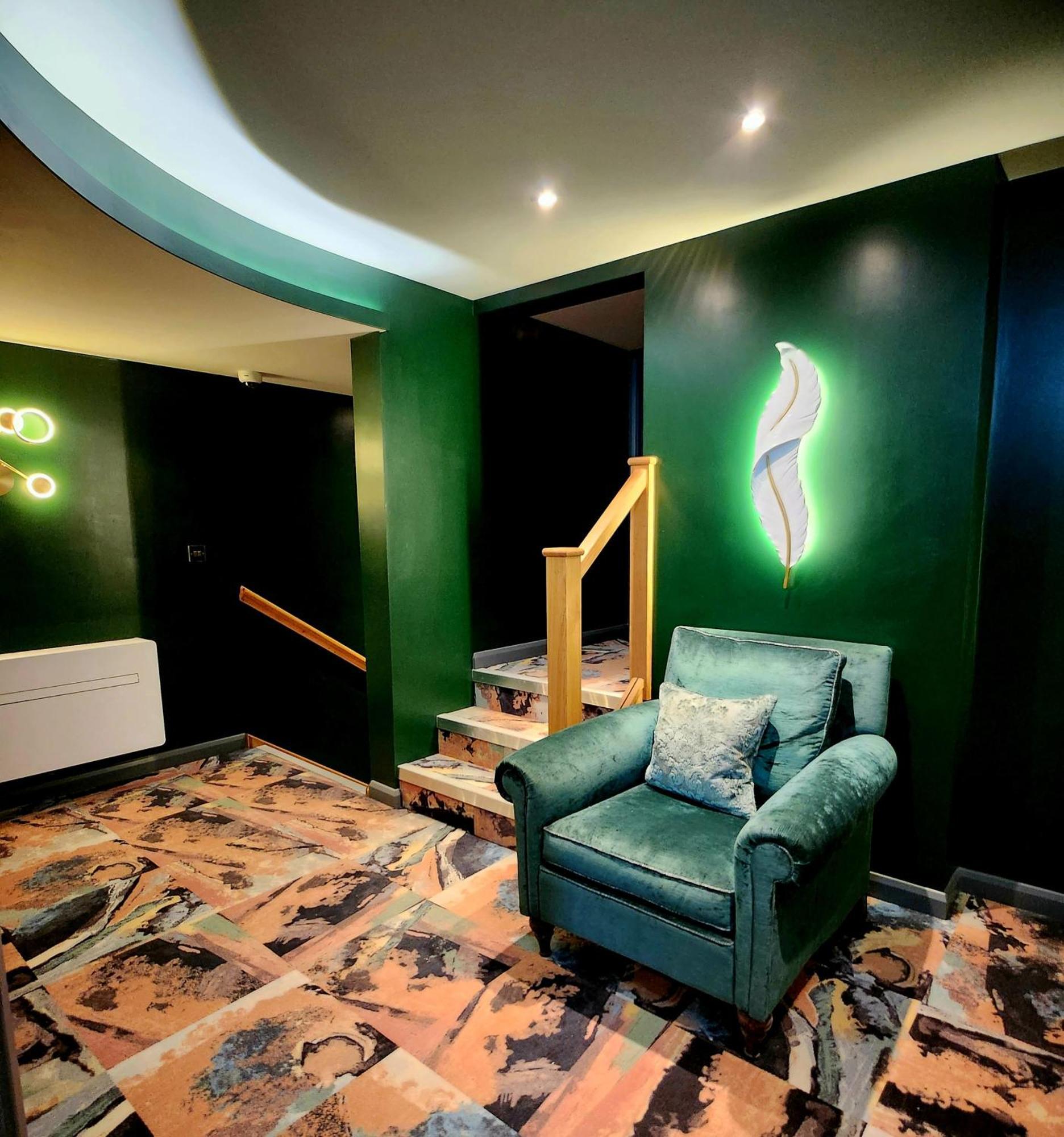 Pinnacle Suites Hotel 考斯 外观 照片