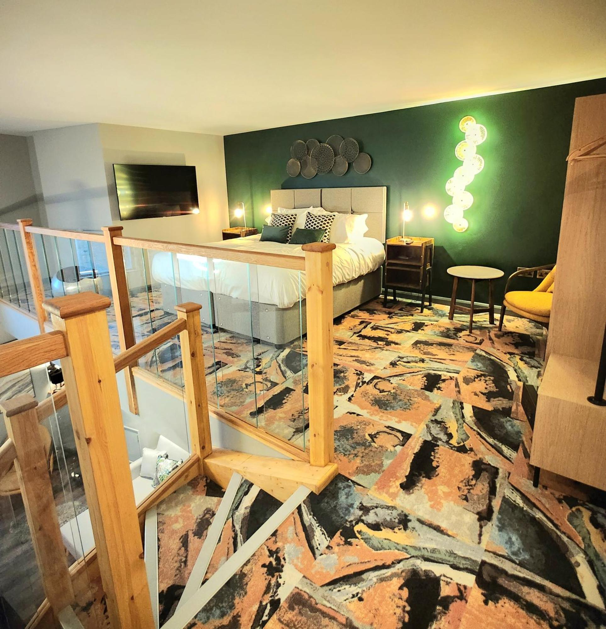 Pinnacle Suites Hotel 考斯 外观 照片
